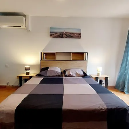 Chez Elle Δωμάτια σε οικογενειακή κατοικία *