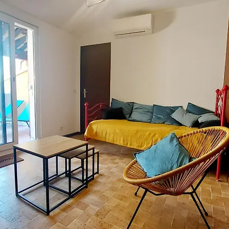 Chez Elle Δωμάτια σε οικογενειακή κατοικία *