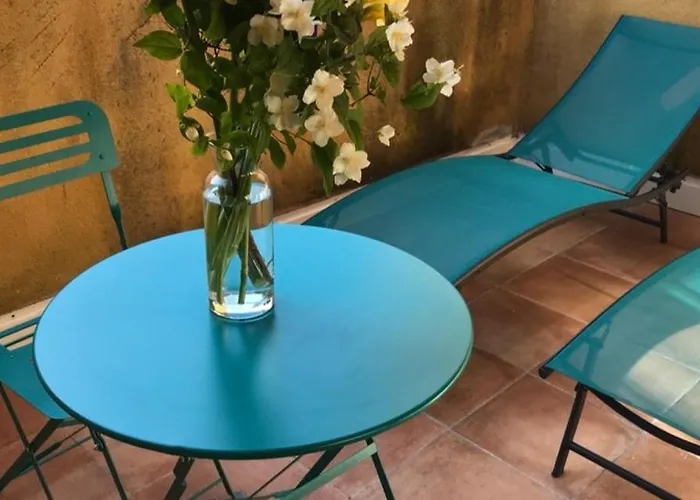 Chez Elle Homestay *