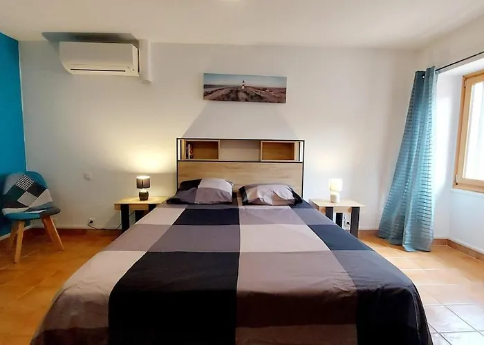 Chez Elle Homestay *